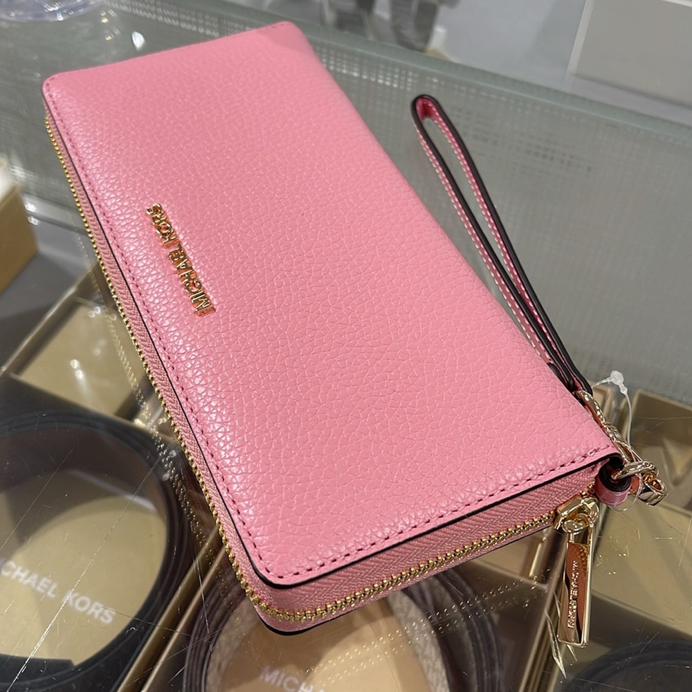 MICHAEL KORS JST 
Leather Continental Wristlet Phone Case Wallet 
Carnation 
NWT - Picture 6 of 16